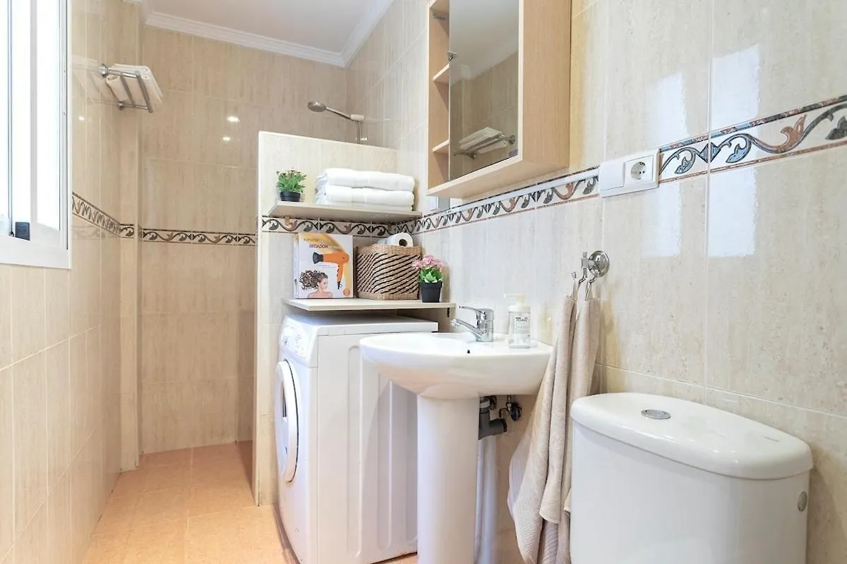 -Malagasunapts- City Central Tapas&Relax 0*, Malaga Spain